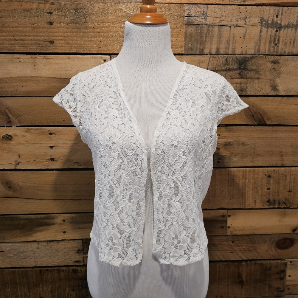 Accessory St. Ivory Lace Shrug/Vest size M/L